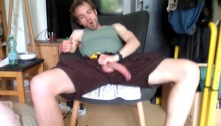 Messy Bator Bro Looking Crazy on Second Day of Bate