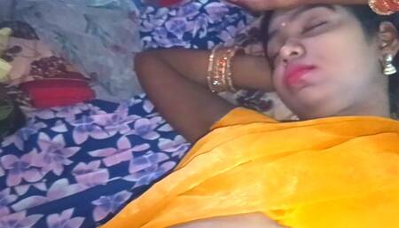Indian Husband and Wife Sex in Hindi Romantic Video