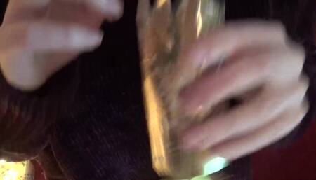 Jiggleyourpuffs - christmas cracker asmr