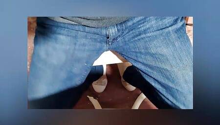 Between your legs, my love - Raba Erre