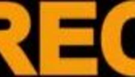 SEXYLEXXXI123 HOTT BLONDE AMATURE SHOWS FLEXIBILITY IN THONG