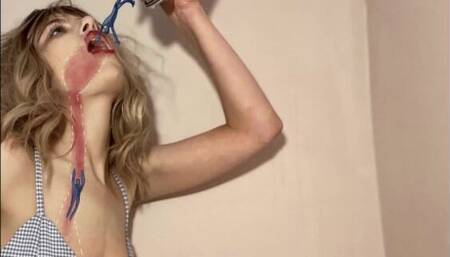 VORE - Giantess Swallowing Tiny Men - ASMR - funny animation