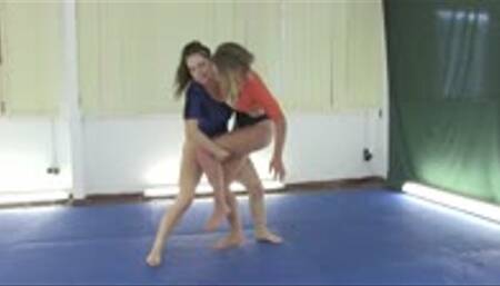 combat in leotard with Alice and Lavinia - wmv 720p