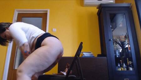 My friend Eva shrunk to pleasure me WMV