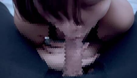 She sucks all the erotic cocks while making noise with plenty of saliva!