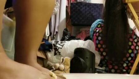 Giantess Bare feet foot crushing stomping foot spaghetti noodles