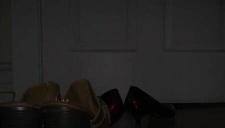 amaninheels | Giant Crossdresser | Unaware in My Mules - Part II (teaser)