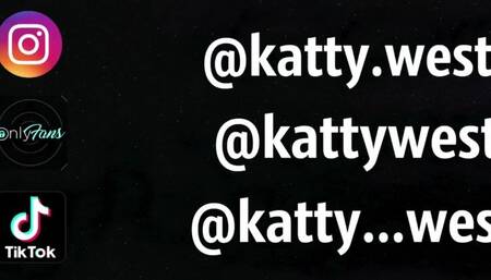 Пошалила и пописала в туалете самолета пока не спалила проводница