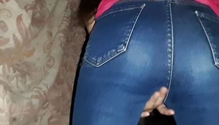 I caught and watched a stranger in an abandoned place masturbate in jeans - Lesbian-candys