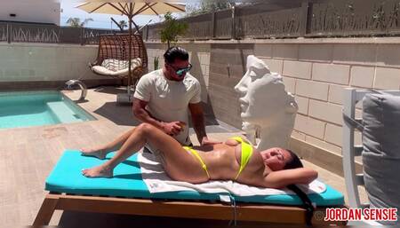 Asked the poolboy to rub me in with sun oil ???? after asked him to fuck me and guess.. he did!