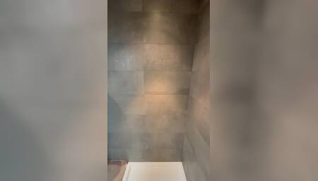 Deepthroaten en daarna alles braaf door slikken????!