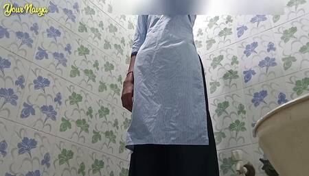 School Khatam Hone Ke Bad School Ke Washroom Me Kiya Sex