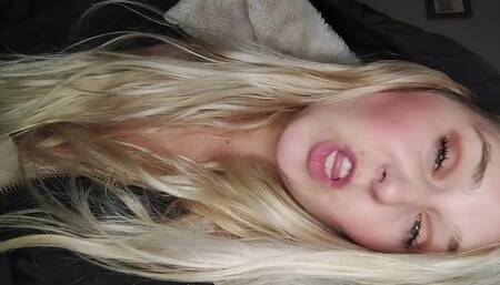 The Town Toilet TEASER (Full Video on ManyVids/Iwantclips/Clips4Sale: embermae)