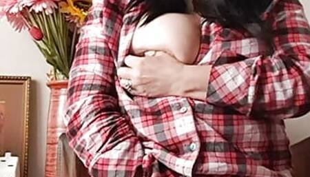 stepmom want to see my hairy and fat pussy, stepson caught me