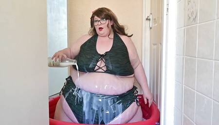 Milky Creamy Bath with a Fat Bikini Goddess