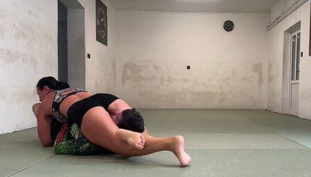 Tia vs Zac - Comp Wrestling with Humiliation!