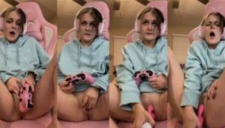 I Got Horny While Playing Xbox