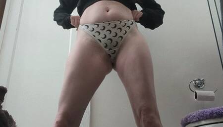 Laughing Humiliation Cake and Pee Meal