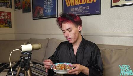 Kane Fawkes Eating His Lunch - ASMR, Burping, Chewing, Swallowing