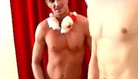 Busty Linda Christmas Threesome