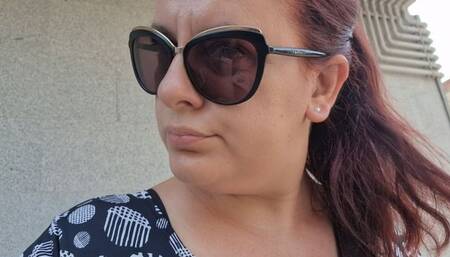 Farting in the street on holiday 4K