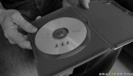 Kitty Bella fucked in her pussy