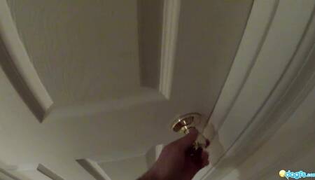 Taylor starr rubs one out in the office