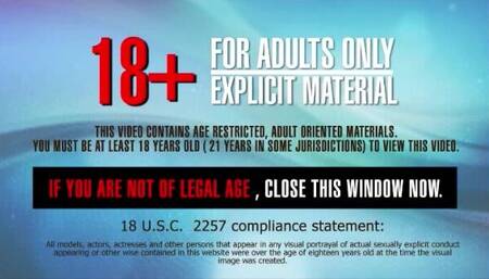 Ivy Snow hot tub lesbian sex