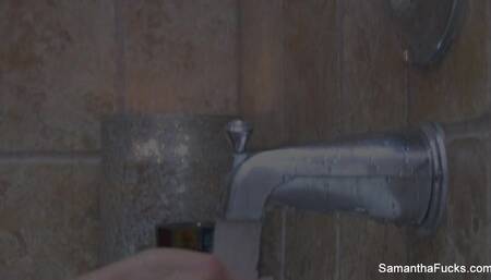 Samantha Saint lesbian bath sex