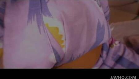 Serina Hayakawa gives stunning blowjob