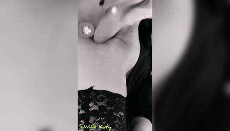 I jerked off my pussy right in the parking lot in the car - (from the first person)