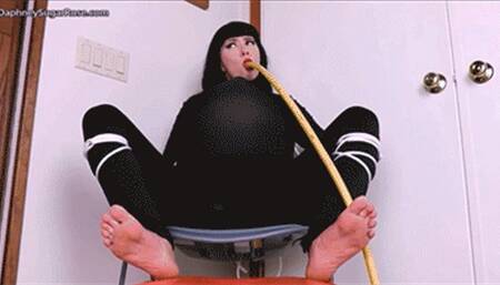 * 854x480p * Daphney Rose Tests The Fat Formula ( Belly Bloating Stomach Expansion ) --Mp4