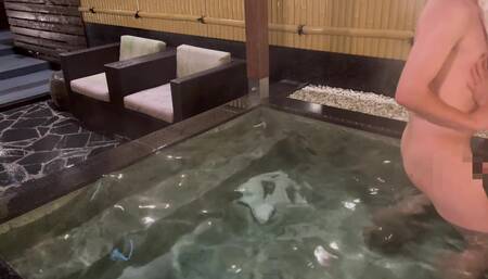 [NTR] in a private open bath. a Japanese cute girl with a boyfriend in. 1-1