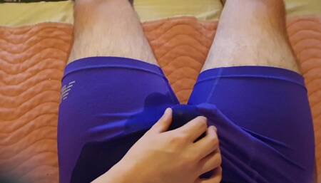 ⭐ Sensual Wet Handjob! Girlfriend Pleases Bf While He Pees. So Naughty!