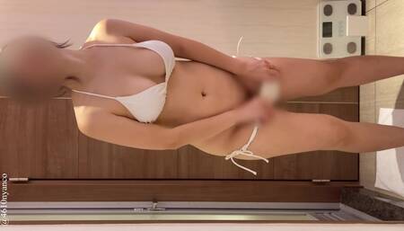 【人妻個人撮影】真っ白の紐ビキニで激しく立ちバックしたら、パンパンって音と喘ぎ声が響きすぎた(素人日本人カップル/主観/キス/お風呂/デカ尻/巨乳/乳首/セックス/水着/Japanese/asian