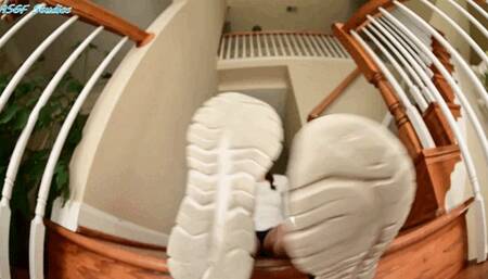 New girl, FOOT VIRGIN, big funky dirty feet! Sneakers and socks! - MOV