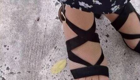 pieds d'une femme mature française sur Orléans 2024