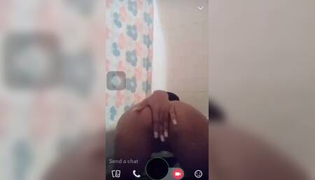 Sexy Ebony Teen with Big Tits Gives Live Solo Bubble Bath Show on SnapChat