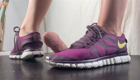 A Shoejob in Nike Free Sneakers - CBT, Full Bodyweight Cockctrampling and spitting until he explodes on my well worn Nike Free Sneakers - Doublecam edit for Sneaker fetishists - HD Quality