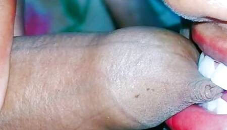 Beautiful Indian desi bhabhi delicious blowjob with CUM. Hot bhabhi sucking dick midnight