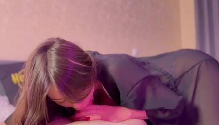 Заехал в гости , малыха оказалась гостеприимной