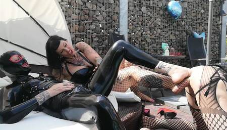 The Latex Shining 3