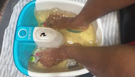 Giantess Spends Quality Time with her Teenie Girl 1080