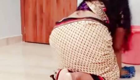 SRK fucks maid Nusrat by paying her