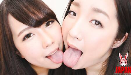 Selfie & Mutual Tongue Observation Intense Intertwined Saliva Lesbian Kiss - Niina y Kurumi