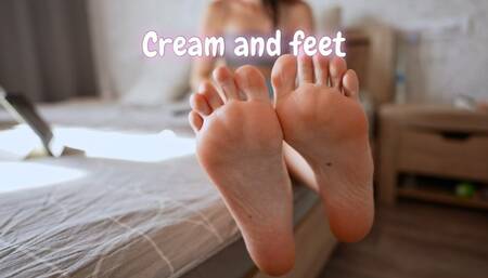Creaming my feet SFW 1080