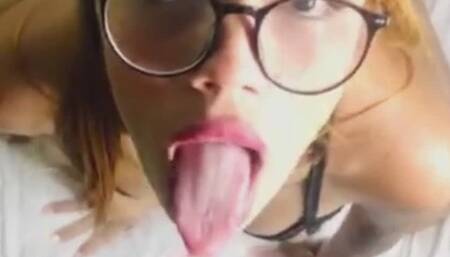 FACIAl SEXO ORAL: súper mamada al novio de mi amiga, con su grande verga, me llena la boca y cara de mucho semen