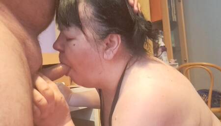 Obedient blowjobs dick