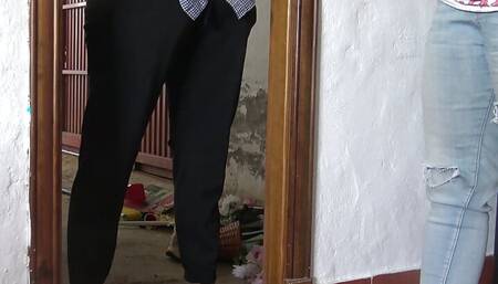 Turkish muslim wife is shocked when african pervert knocks on her door !!!