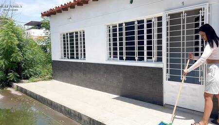 I Fuck the Owner of the House to Pay His Rent